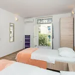 Apartments Deni 10