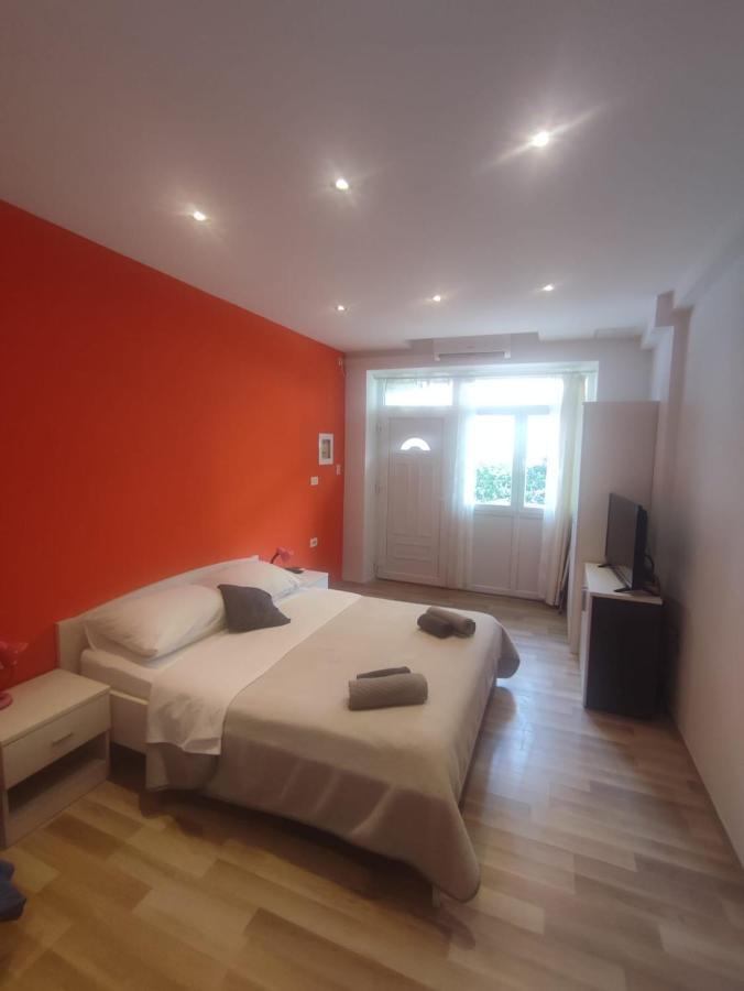 Appartement Deni 10